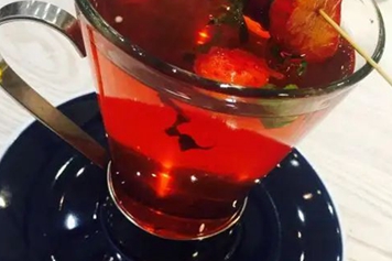 草莓红茶