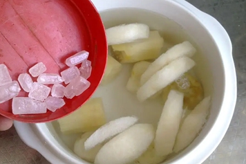 甘蔗冰糖煮水