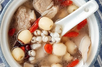 红豆茯苓莲子汤