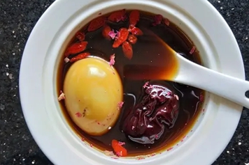红糖枸杞红枣鸡蛋汤