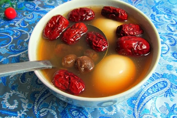 红糖红枣桂圆鸡蛋