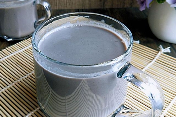 黑米黑豆黑芝麻豆浆