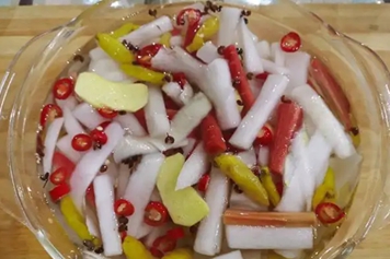 花椒和萝卜煮水