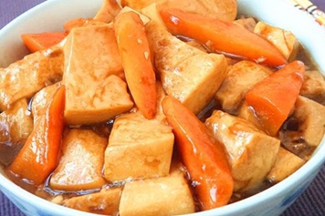胡萝卜炖豆腐