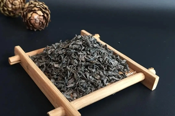 高山炒茶