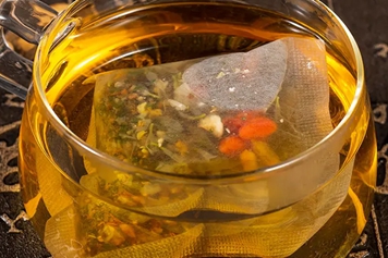 枸杞子配绿茶