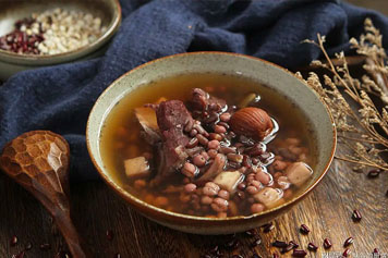 茯苓赤小豆芡实薏米汤