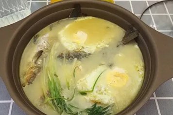 鸡蛋鲫鱼汤