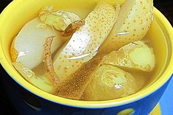 生姜梨子冰糖煮水
