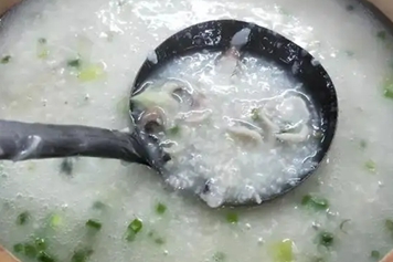 鲫鱼粥