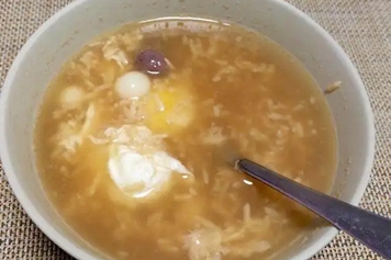 开水冲红糖鸡蛋花