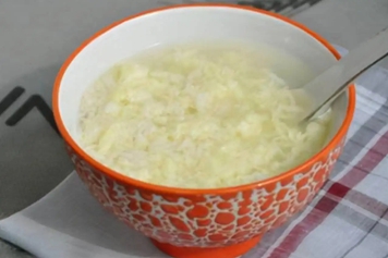 白开水冲鸡蛋加白糖