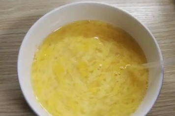 开水冲鸡蛋茶