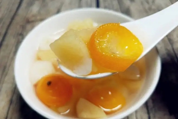 金桔和苹果一起煮