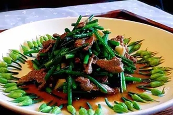 韭菜炒牛肉