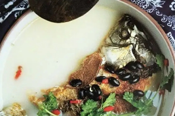 黑鱼煲黑豆
