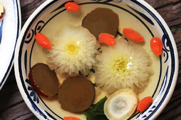 黄精菊花枸杞茶