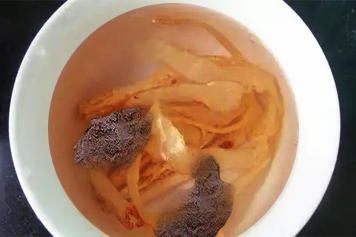 黄精玉竹泡水喝