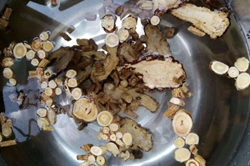 黄芪防风白术同用