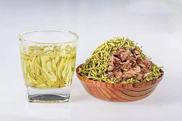 木棉花和金银花煮水喝