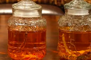 芒萁草根泡酒