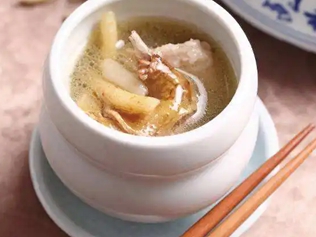 麦冬煲瘦肉汤