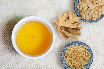 麦冬西洋参黄芪泡水喝