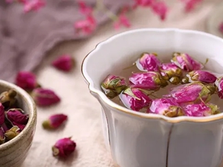 玫瑰花苞泡水