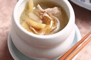 麦冬百合瘦肉汤
