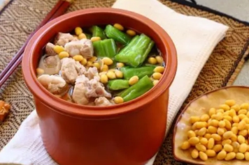 凉瓜黄豆炖排骨