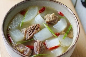 萝卜牛肉汤