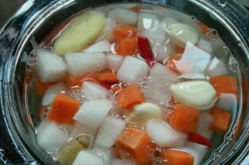萝卜大蒜水