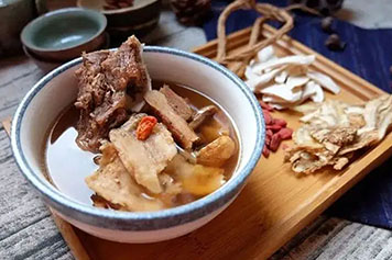 肉桂当归羊肉汤