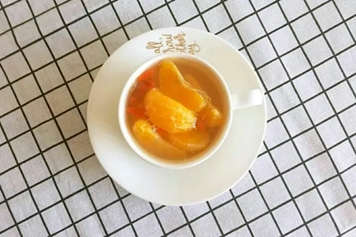 桔子和枸杞煮水喝