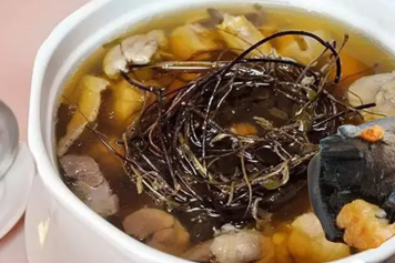 灵芝鸡骨草煲猪骨汤