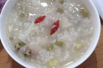 绿豆雪梨汤