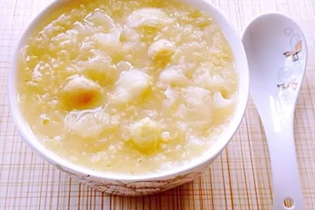 梨和小米煮粥