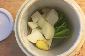 萝卜香菜根生姜煮水