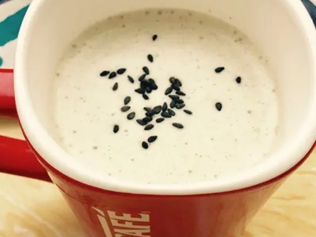 牛奶加黑芝麻