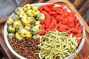 枸杞菊花决明子金银花茶