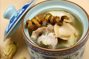 石斛煲瘦肉