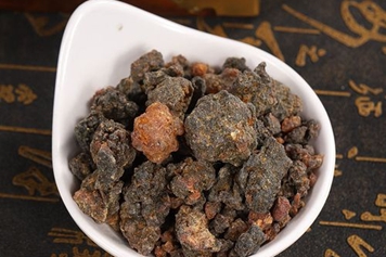 生没药