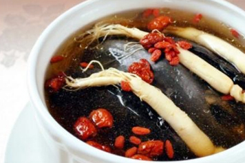 乌鸡党参红枣枸杞汤