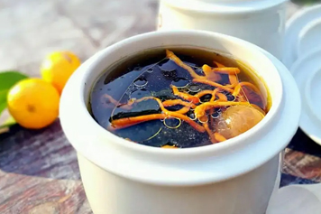 乌鸡炖虫草