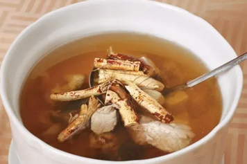 五指毛桃芡实茯苓汤