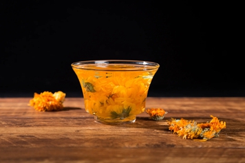 小红菊花茶