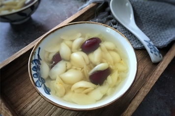 红枣和百合一起煮