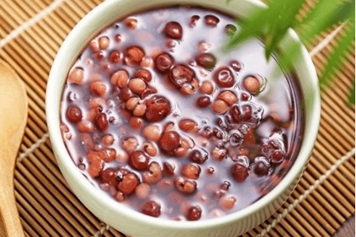 红枣薏米红豆粥