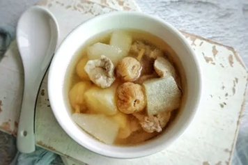 雪梨瘦肉无花果汤