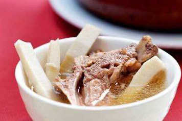 椰子煲排骨汤